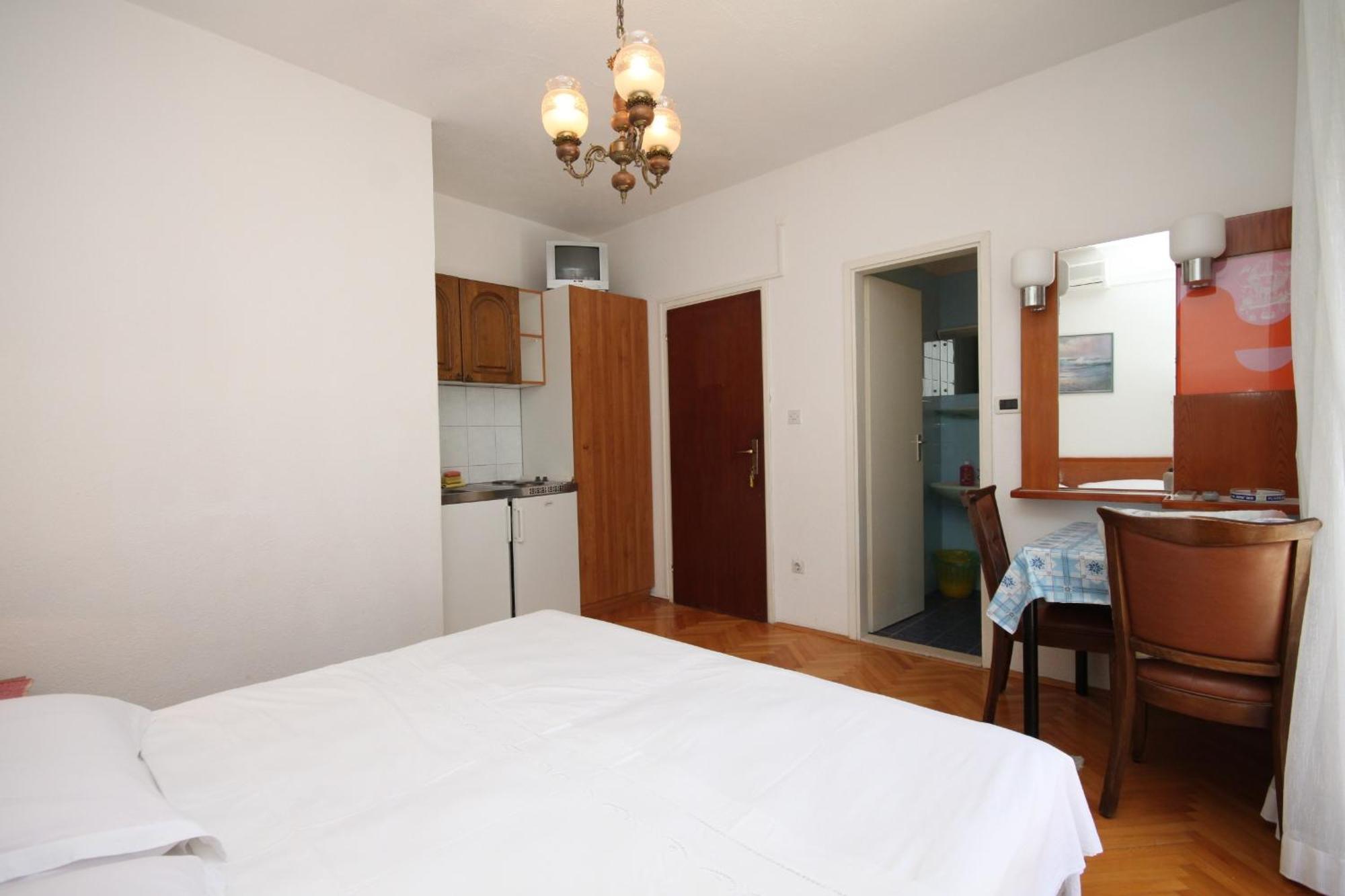 Apartments With A Parking Space Baska Voda, Makarska - 6773 Quarto foto